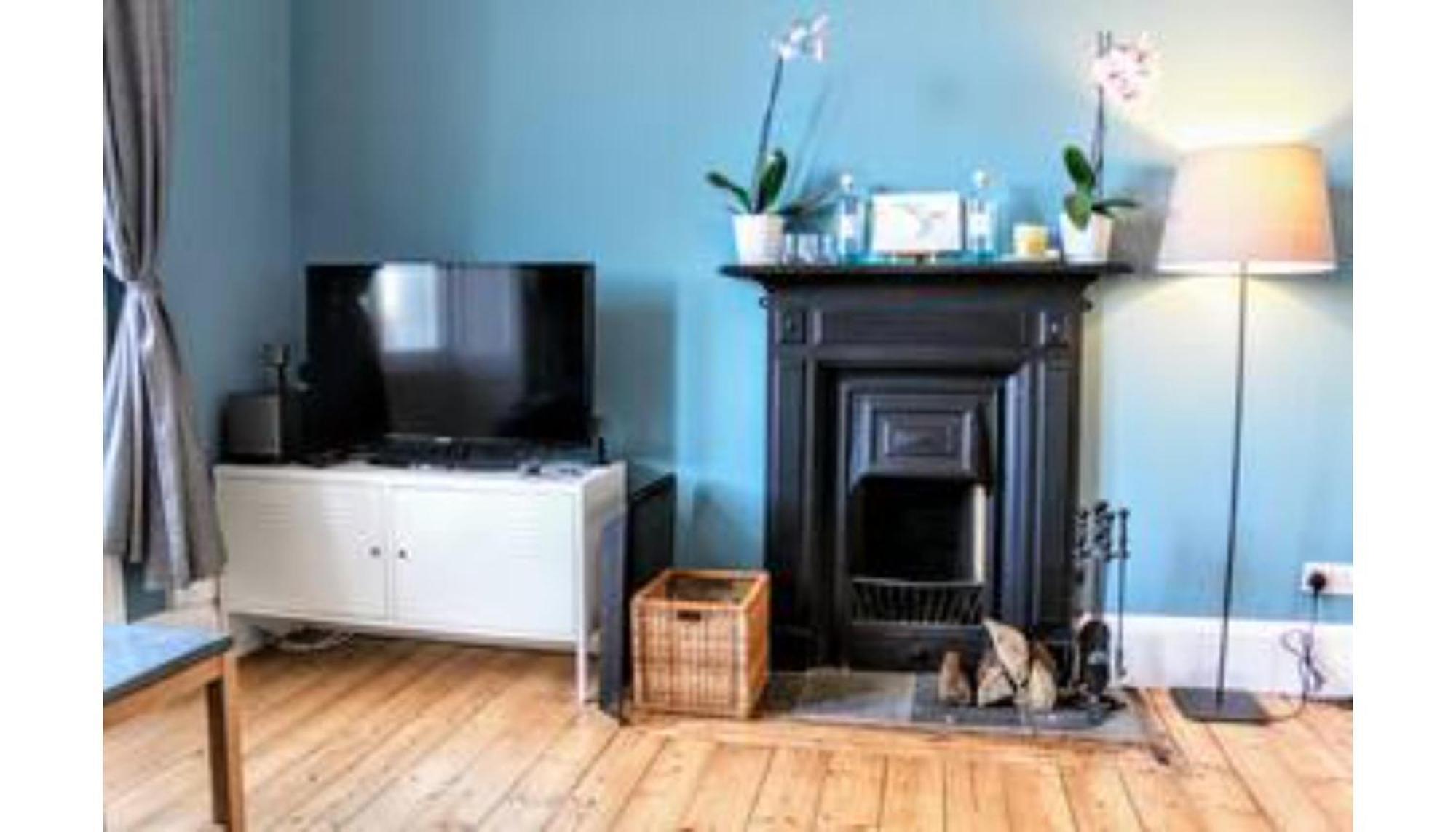 Bright Modern Arthurs Seat 2 Bedroom Apartment エディンバラ エクステリア 写真